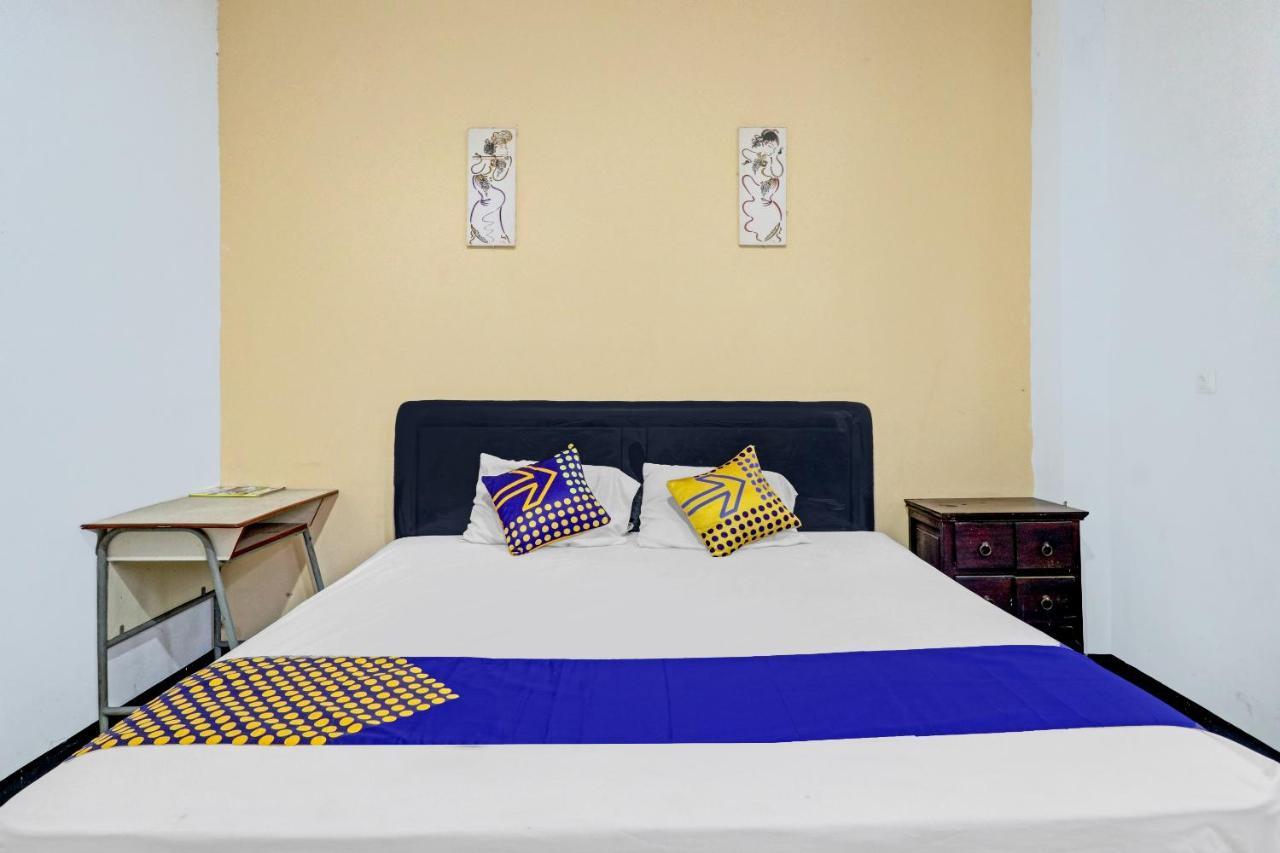 Spot On 90656 Wisma Harapan Bandung Esterno foto